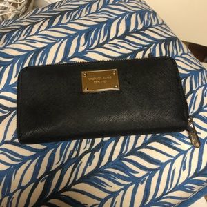 Michael Kors wallet
